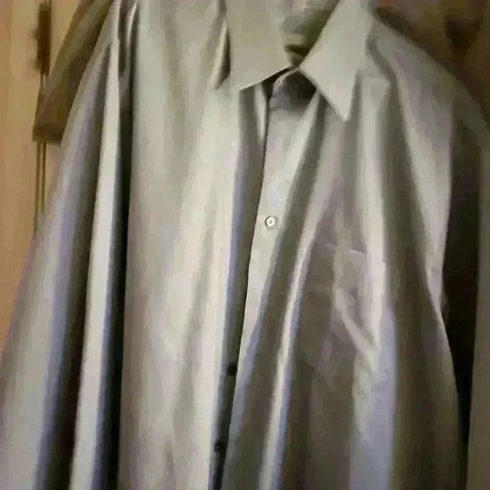Geoffrey Beenes Men’s Silver button down dress shirt size 18neck 34-35 sleeves - Picture 4 of 5